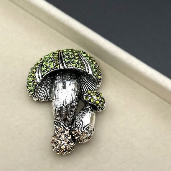 Silver with Emerald and Champagne Topaz Crystal Double Mushroom Pin Back Brooch - Picture 4 of 7